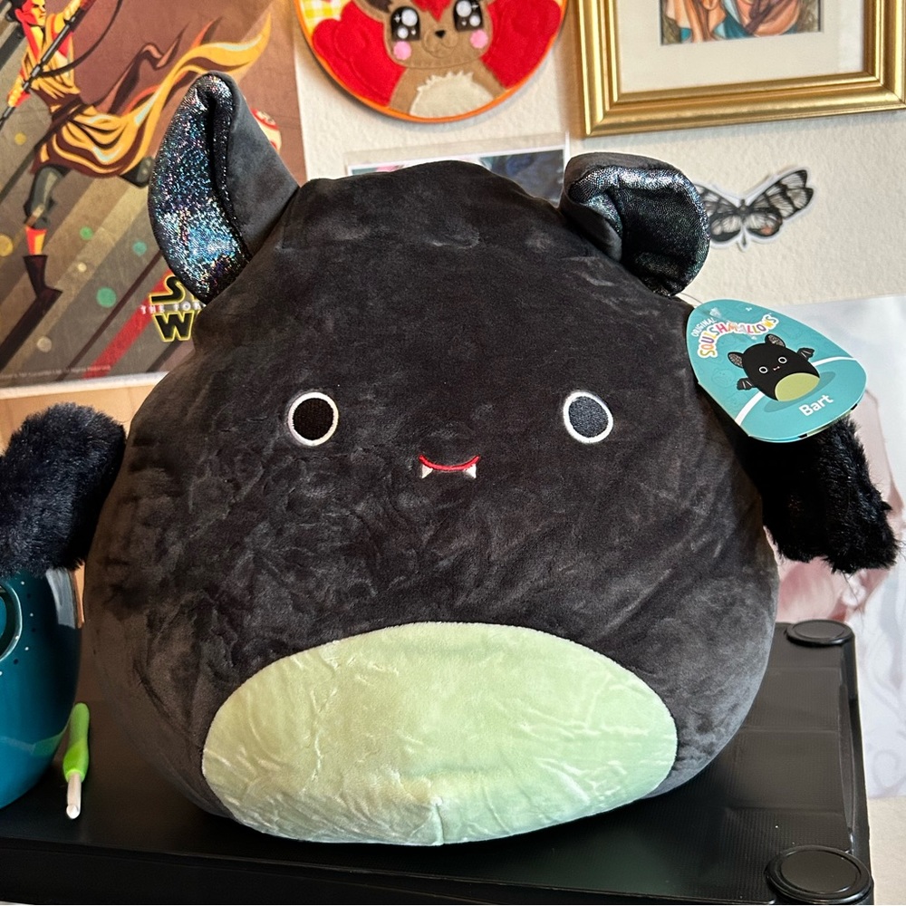 Cracker Barrel Bart the bat Halloween squishmallow